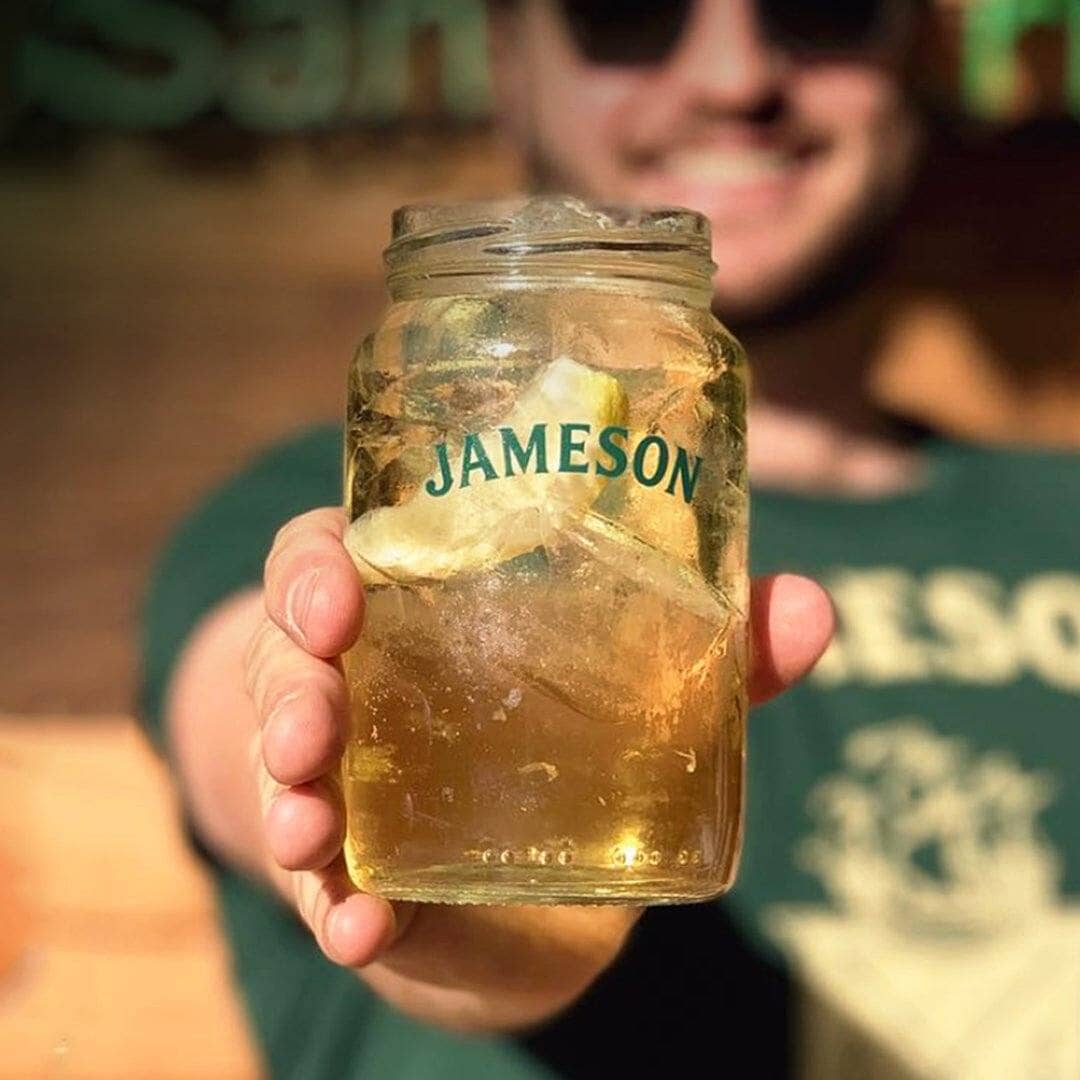 Jameson Ginger Ale & Lime Cocktail